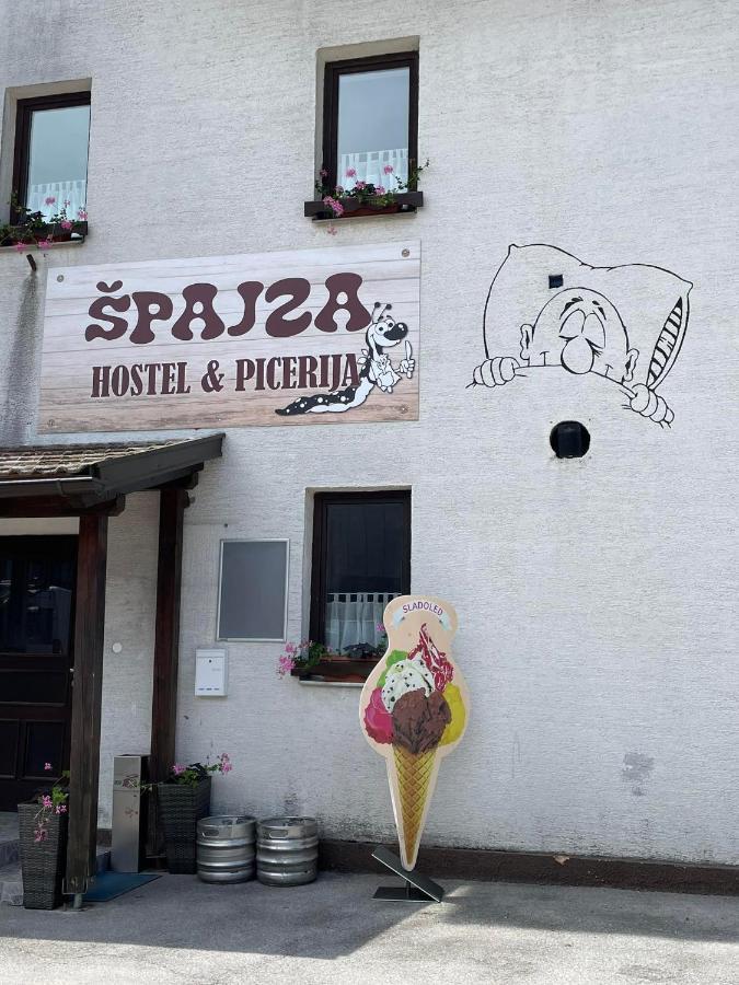 Hostel In Picerija Spajza Mojstrana Exterior foto